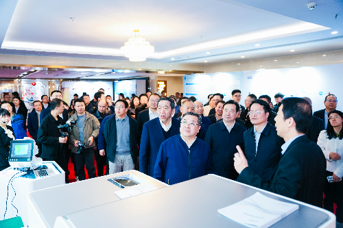 08-中科极化.png
